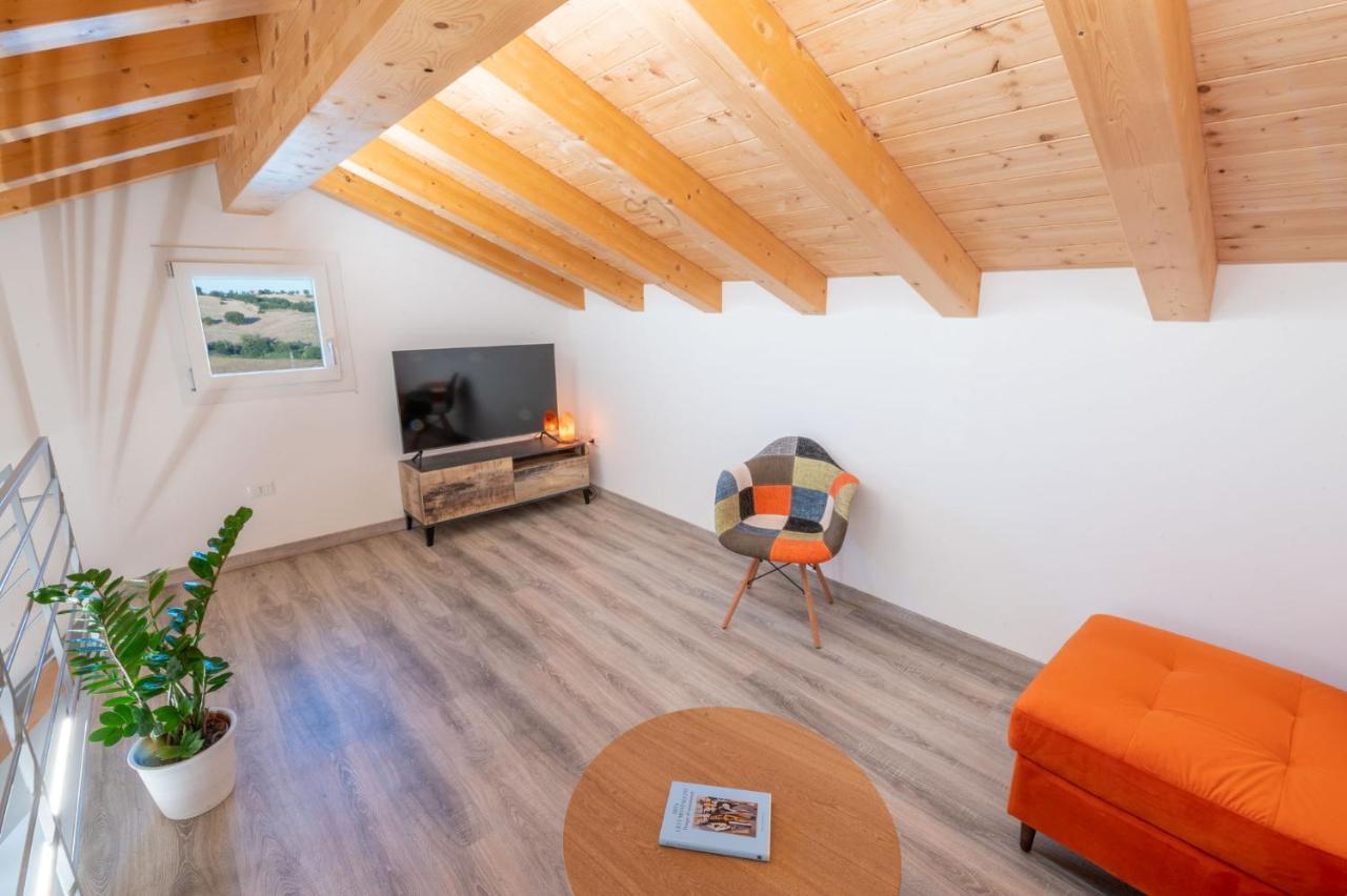 Ferienwohnung Casal Del Sole - La Ginestra Montefelcino Exterior foto